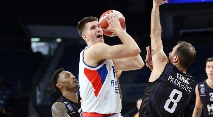 Haftanın MVP'si Filip Petrusev