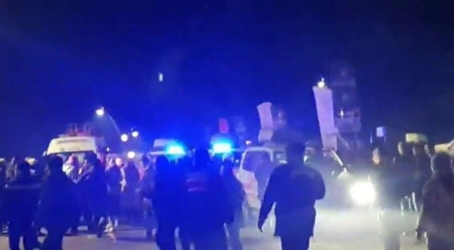 Sarıkamış'ta bulunan bir otelin asma tavanı çöktü! 32 yaralı