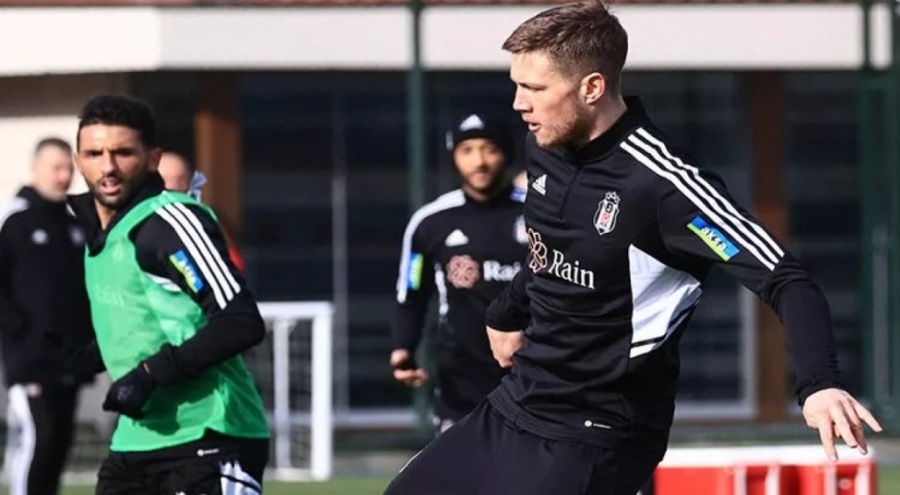 Beşiktaş'ta Wout Weghorst antrenmana çıktı!