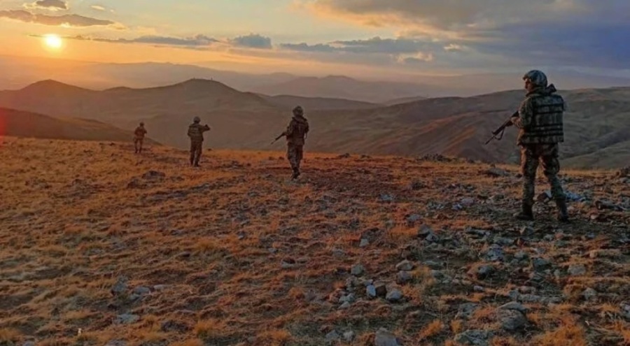 MSB: Sınırlarda 8 kişi yakalandı