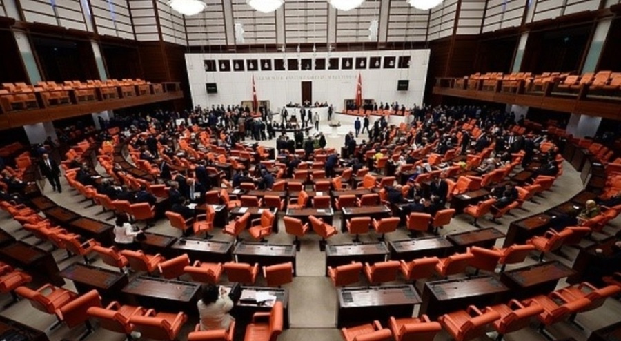 Dokunulmazlıklar için komisyon kurulacak