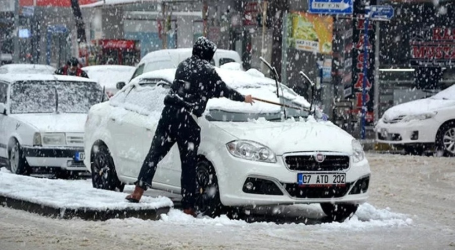 Antalya'da okullara kar tatili!