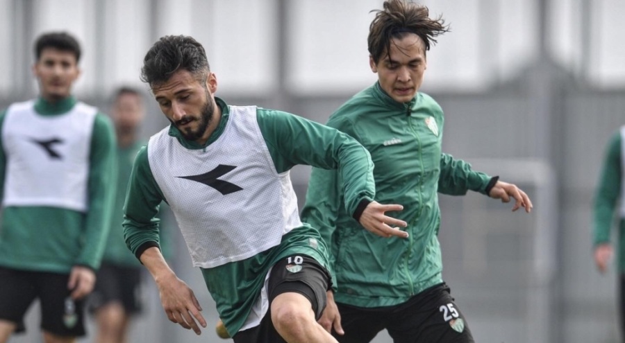 Bursaspor antrenmanda taktik çalıştı