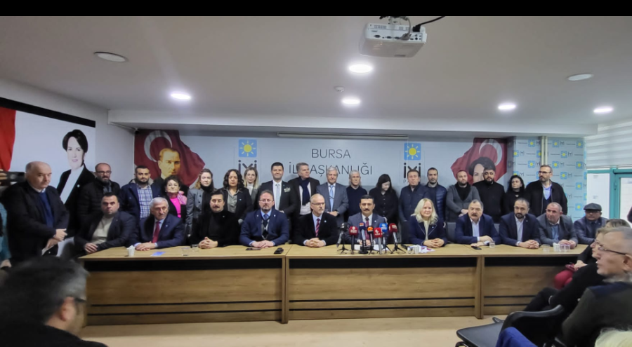 İYİ Parti Bursa İl Başkanı Türkoğlu aday olmayacağını açıkladı