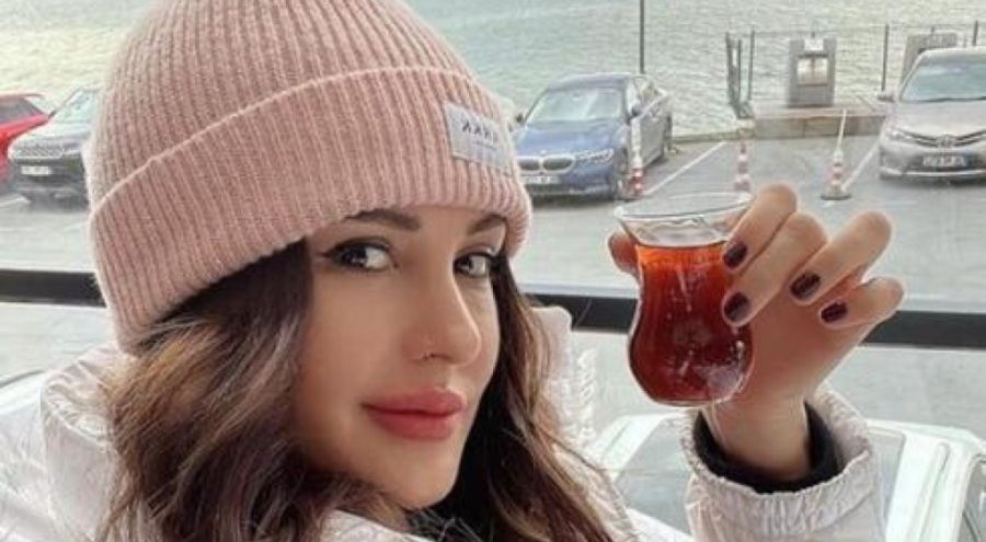 Ebru Destan'dan bu sefer filtresiz paylaşım