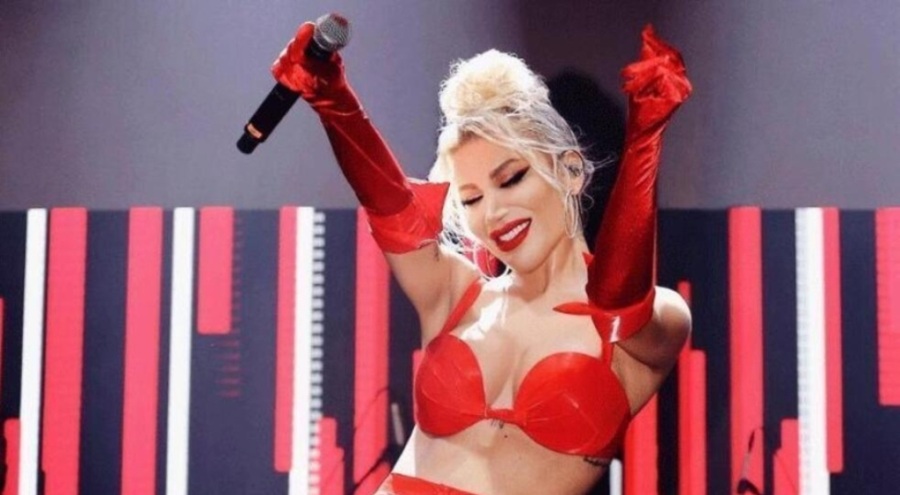 İrem Derici'den silikon itirafı