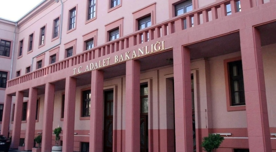 Adalet Bakanlığı'ndan "Kadına Karşı Şiddetin Önlenmesi" genelgesi