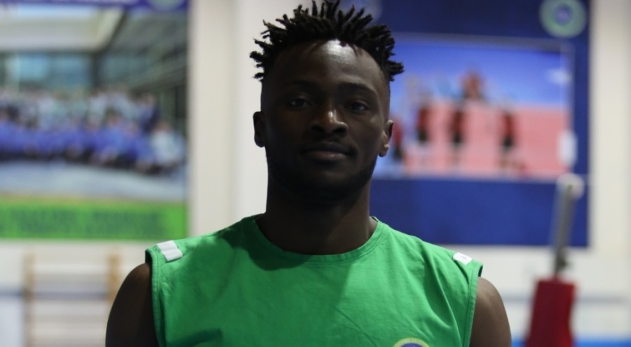 Bursa Büyükşehir Belediyespor'a Kamerunlu orta oyuncu