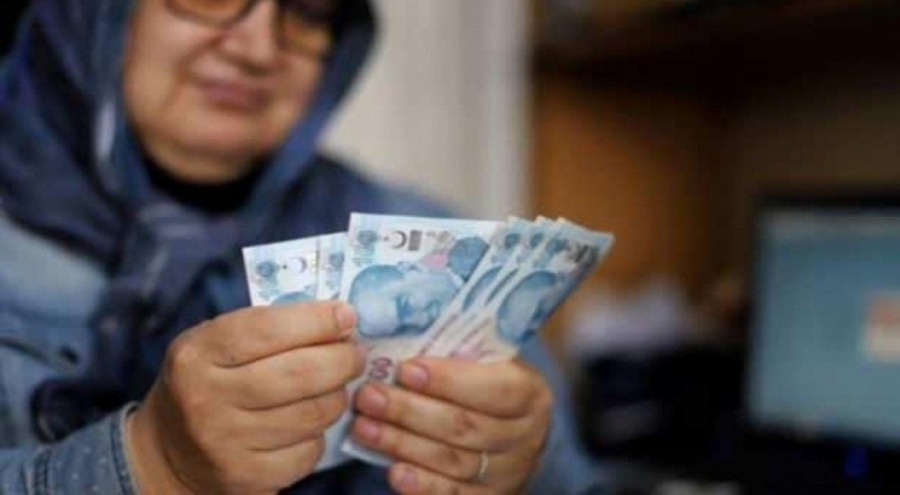 Emekli milletvekillerine 33 bin, emekliye 3 bin TL zam