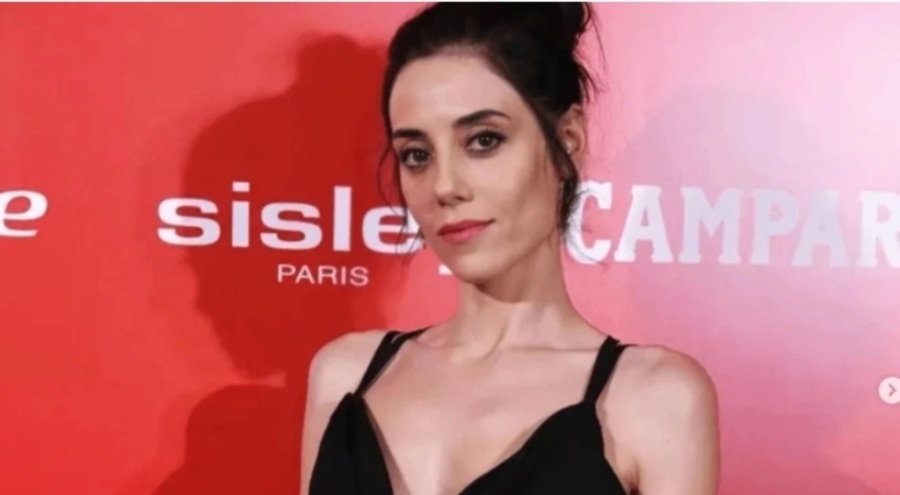 Cansu Dere hastaneye kaldırıldı