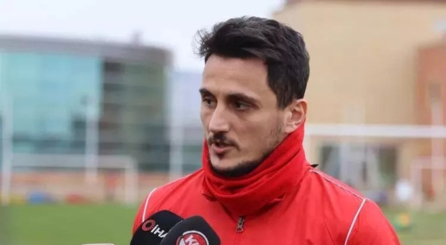 Mustafa Pektemek Eyüpspor'a transfer oldu