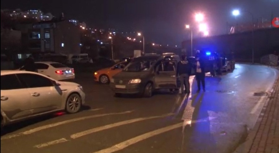 İstanbul'da polis ekiplerine saldırı: 1 yaralı