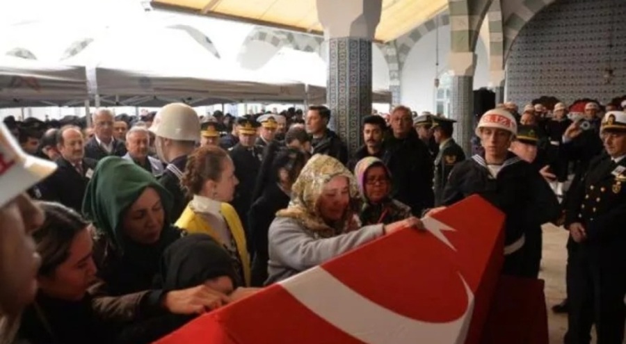 Şehit uzman çavuş toprağa verildi