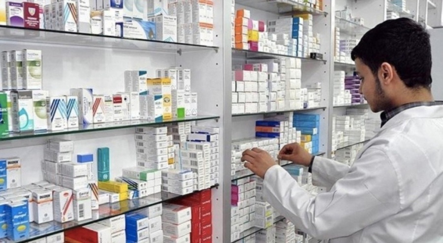 Eczacılardan Bakan Fahrettin Koca'ya açık mektup: "Artık ilaç yokluğuyla baş edemiyoruz"