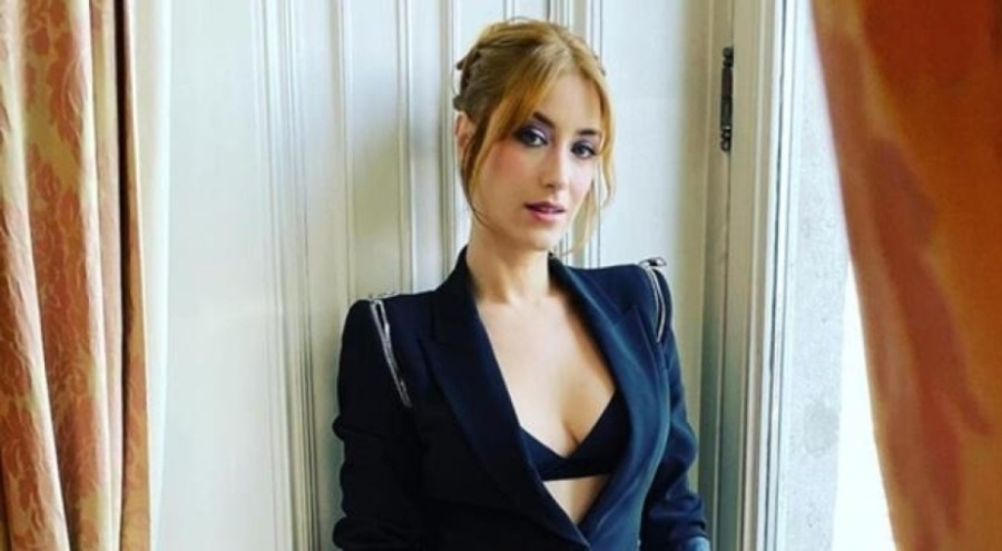 Hazal Kaya doğuma gün sayıyor