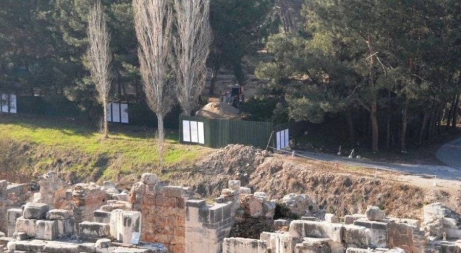 Efes Antik Kenti'ndeki inşaata tepki geldi