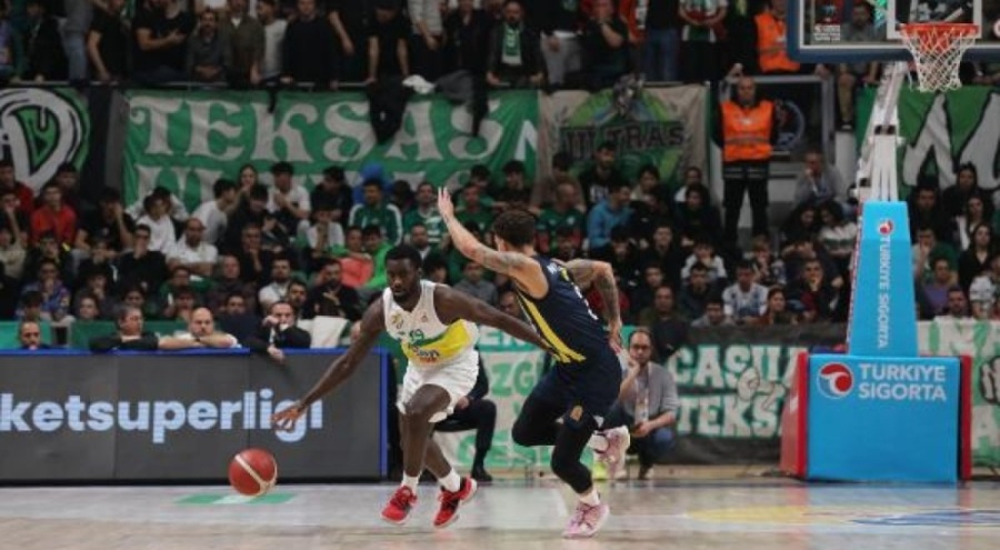 Frutti Extra Bursaspor: 84 - Fenerbahçe Beko: 100