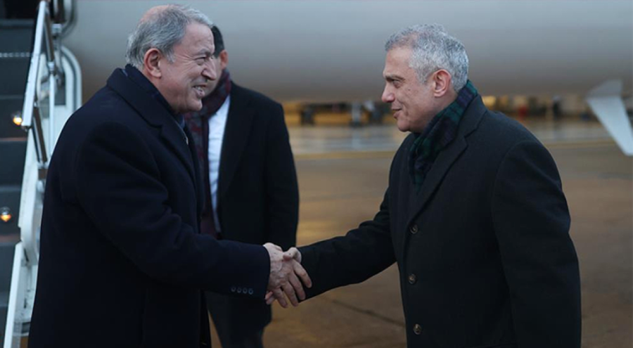 Hulusi Akar, İngiltere'de