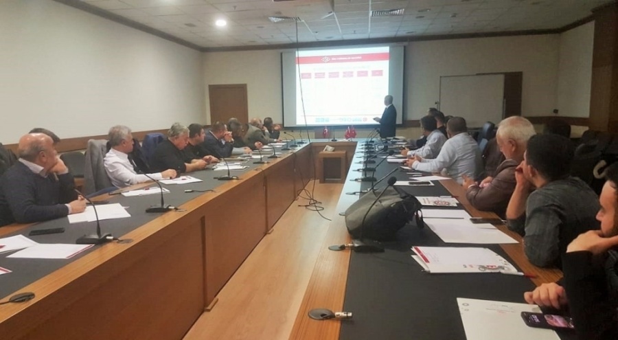 Bursa'da palet üreten firmalar buluştu