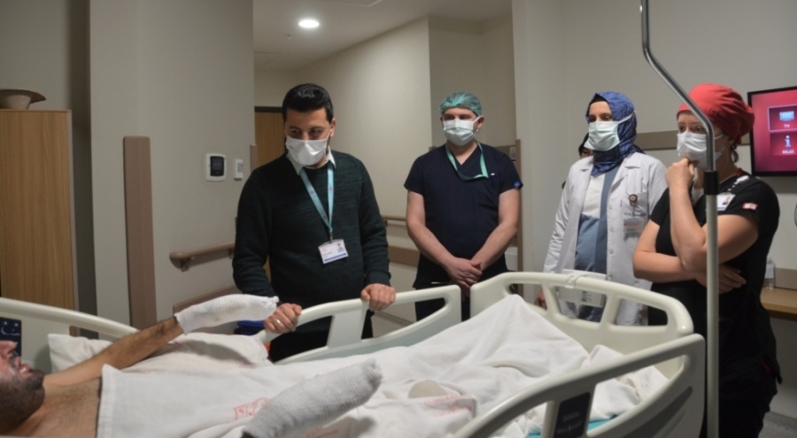 Gemi yangınında yaralanan Mısırlılar Bursa'da şifa buldu