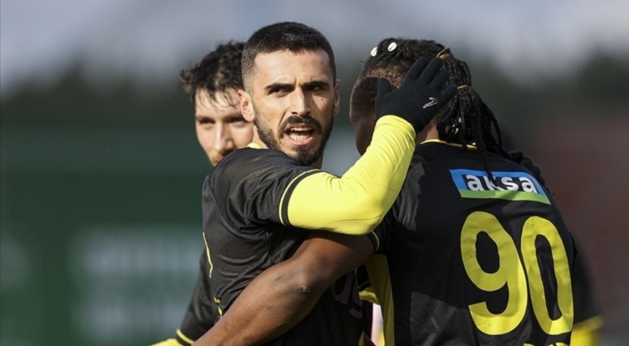 Süper Lig'in ilk yarısında en çok kaybeden İstanbulspor oldu