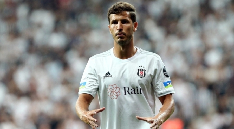 Salih Uçan sözleşmesi bir yıl uzattı