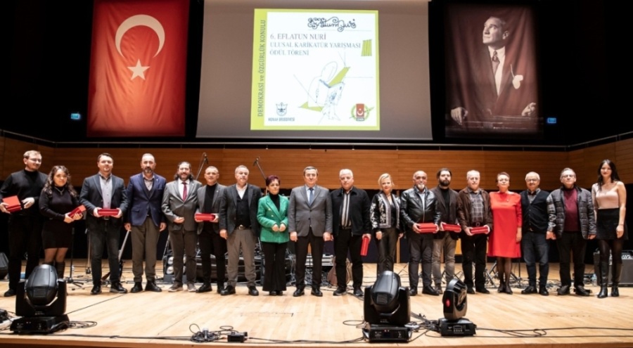 Bursa Nilüfer Belediyesi personeli başarısını ödülle taçlandırdı