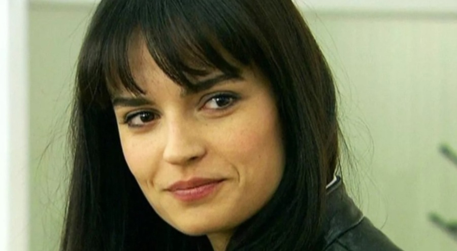 Adanalı dizisinin İdil'i Selin Demiratar açıklama: "Oyunculuğu bıraktım"