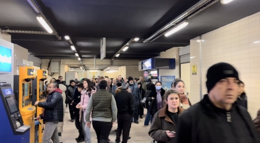Bursa'da metro seferleri 13 saat sonra yeniden başladı