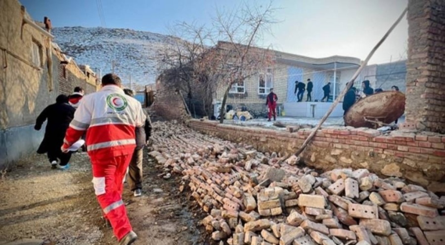 İran'da 5,4 büyüklüğünde deprem