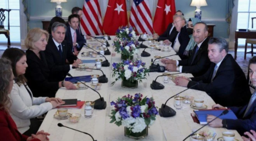 Çavuşoğlu'ndan F-16 yorumu: Kongre kararlıysa engellemeyi aşabilir