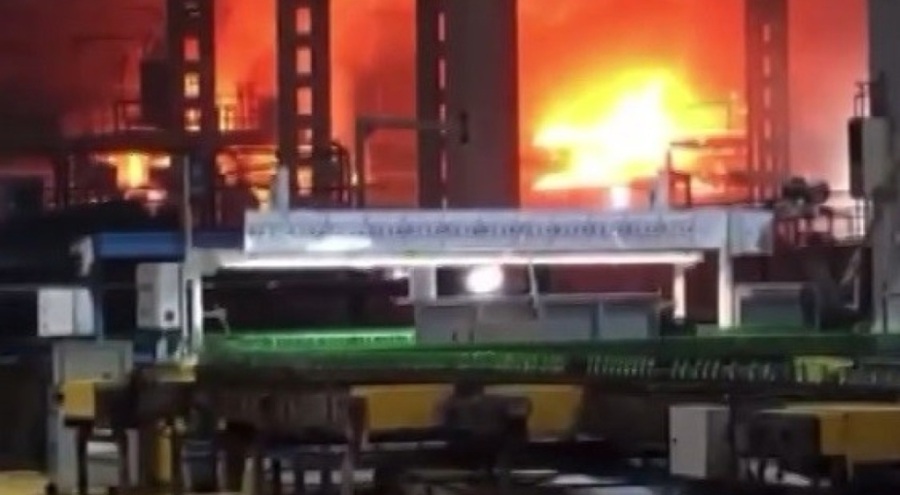 Yenişehir'de cam şişe fabrikasında yangın