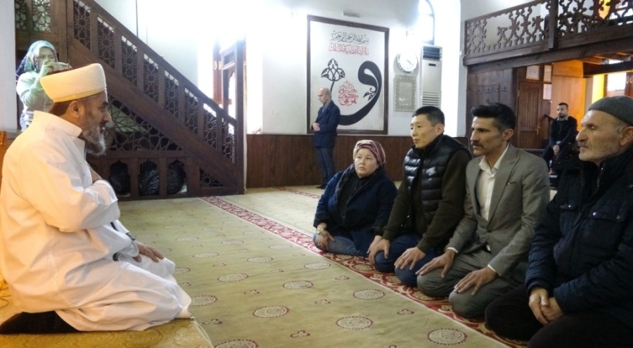 Bursa'da yaşayan Güney Koreli Kim Müslüman oldu
