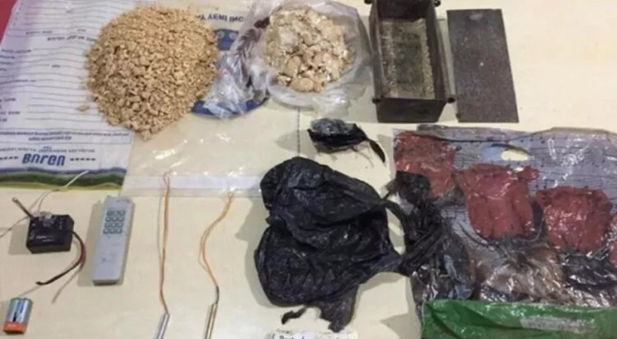 Afrin'de patlayıcılar ele geçirildi