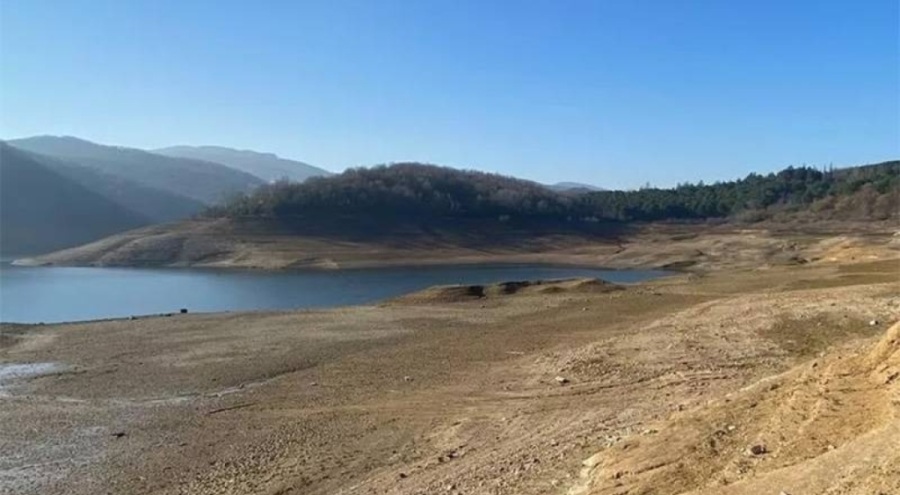 Gökçe Barajı'nda su seviyesi yüzde 15'e düştü