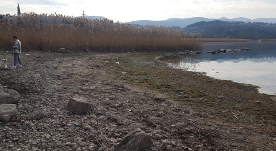 Sapanca Gölü'nde su seviyesi düştü