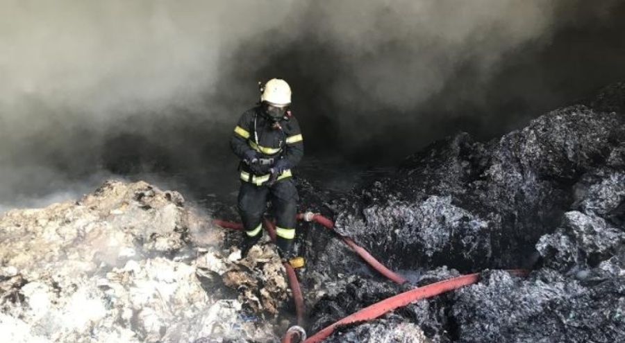 Kahramanmaraş'ta fabrika yangını: 150 ton pamuk yandı