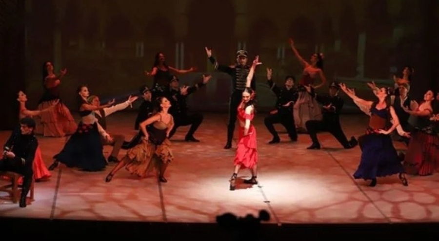 'Carmen' bale temsili, piyanist Ruslan Radev anısına sahnelendi