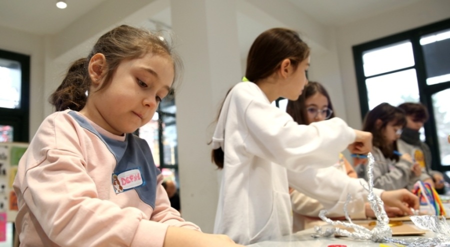 Bursa'da yarıyıl tatilinde öğreniyorlar