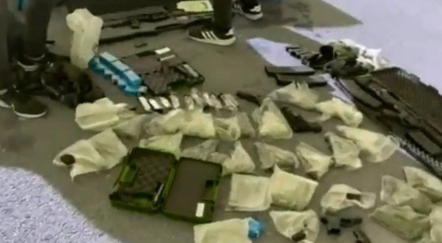 Mersin'de silah kaçakçılığı operasyonu düzenlendi, 3 kişi gözaltına alındı