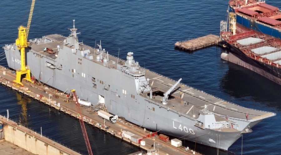 TCG Anadolu isimli Türkiye'nin ilk uçak gemisi görüntülendi