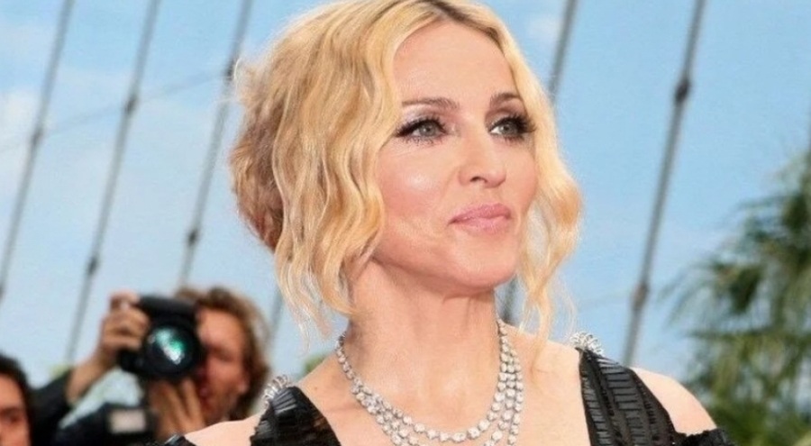Madonna'nın hayatını anlatan film sonraya kaldı