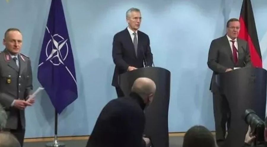 NATO Genel Sekreteri Stoltenberg: "Almanya'nın tank kararını memnuniyetle karşılıyorum"