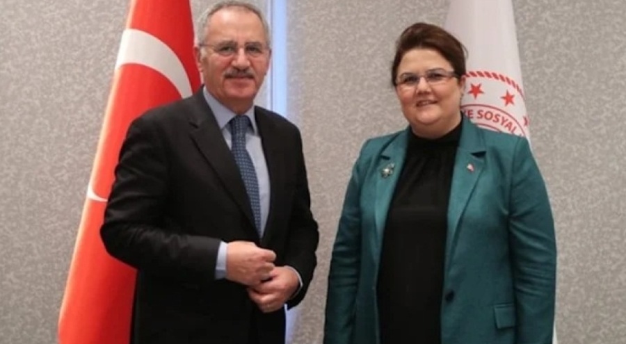 Aile ve Sosyal Hizmetler Bakanı Yanık: "İdeolojik salvolar yapılınca toplumu incitiyoruz"