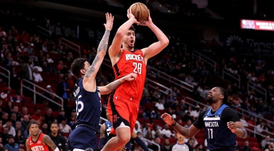 Alperen Şengün NBA'de triple-double yaptı