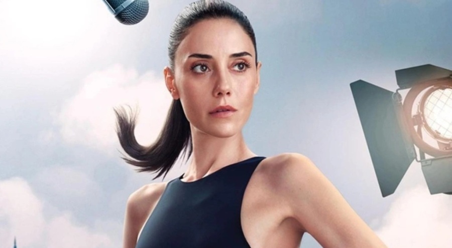 Cansu Dere'nin evinde yangın çıktı