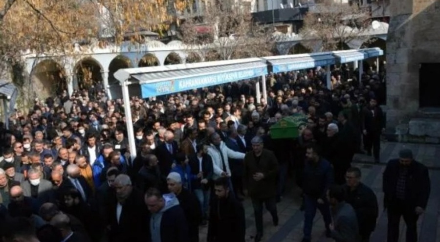 Evlerinde ölü bulunmuşlardı: Sebebi karbonmonoksit zehirlenmesi çıktı