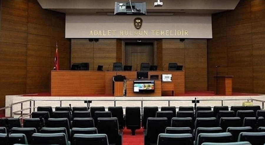 14 yaşındaki üvey kıza istismar davasında beraat kararı