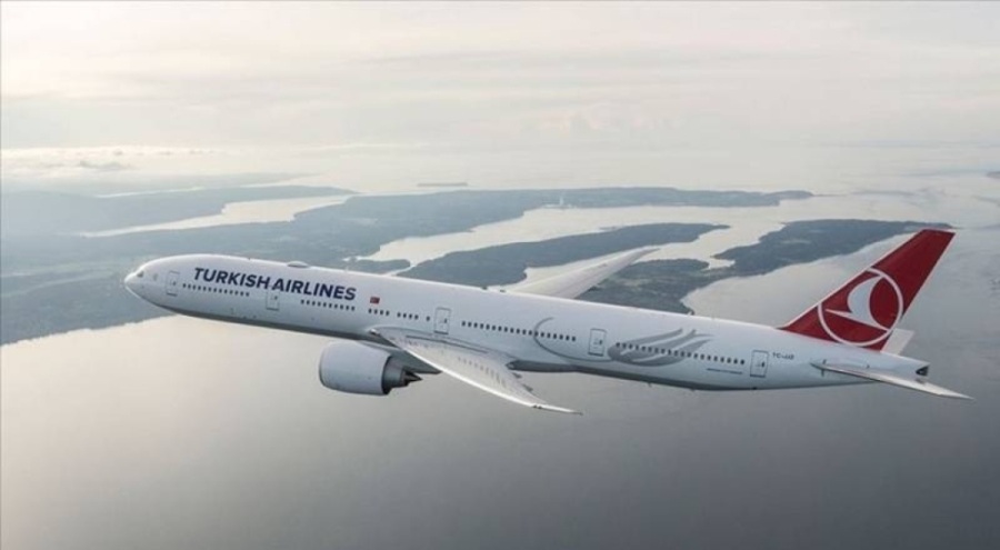 Yolcu, kabin memuruna saldırdı! THY uçağı acil iniş yaptı