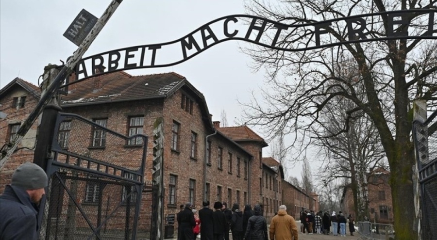Polonya'daki Auschwitz toplama kampından kurtulanlar anlattı